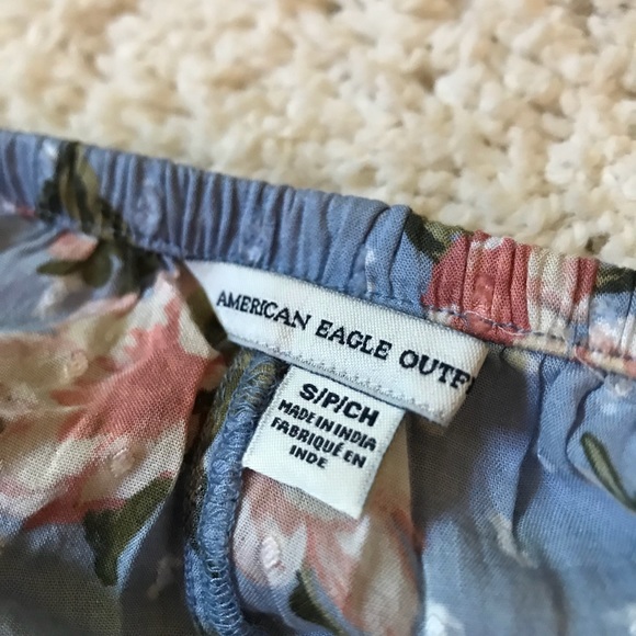 Off the shoulder shirt - Picture 2 of 2